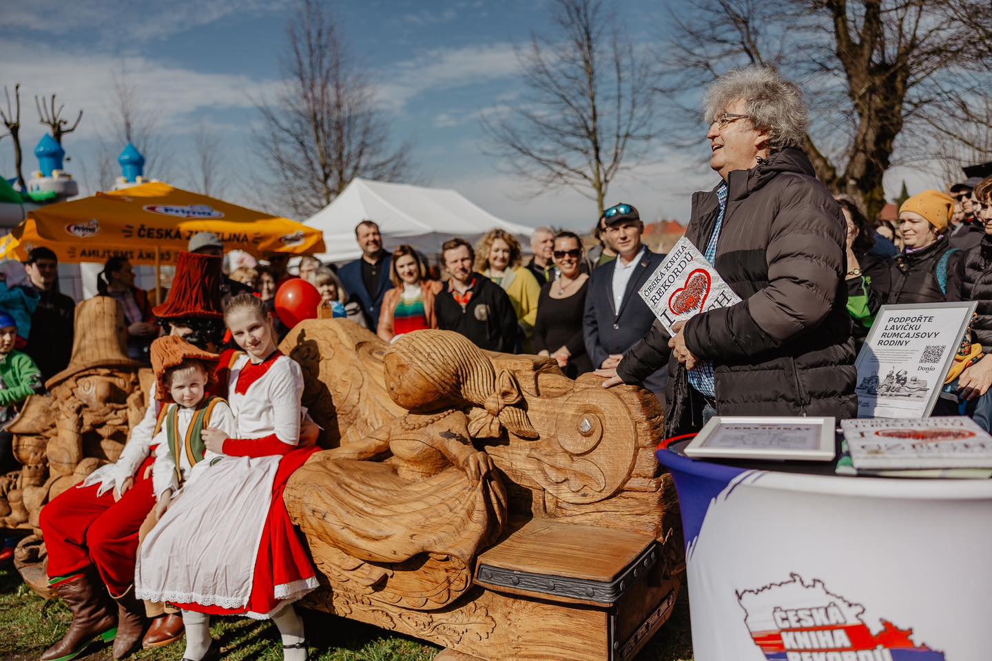 Lavička Rumcajsovy rodiny Jičín