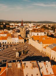 Rynek - Valdštejnovo náměstí Jiczin