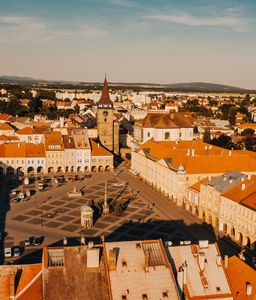 Valdštejnovo náměstí v Jiíčně